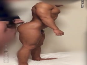 SEXY BODY !