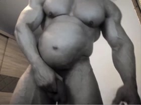 Hung Musclegut Daddy