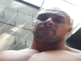 Thumb 20