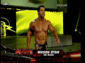 This man is so strong it's absurd