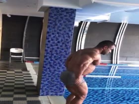 Thumb 16