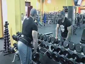 Big Dude Works Delts