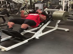 Massive Luke Sandoe Blasts Legs