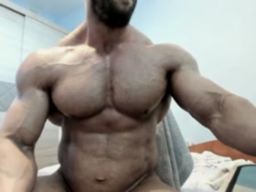 MUSCLE WORSHIP !