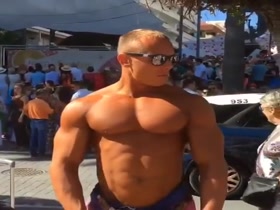 Cutest Pec Bounce on the Internet