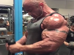 Peter Castella - arm pump