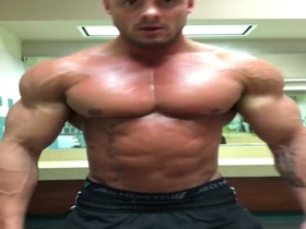 Stunning Thick Pecs on Show