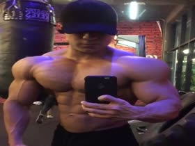 Wasp Waisted Ishmael