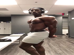 One of the Best Set of Pecs and Abs