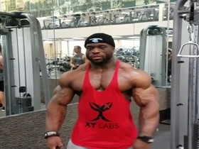 Michael's Monster Triceps