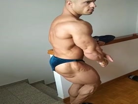 Thumb 11