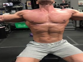 Dmitry's Pecs working and flexing