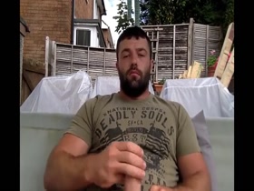 Thumb 12
