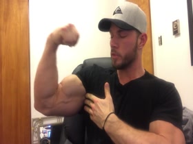 Bicep Flex