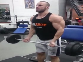Bodybuilders Flexing 14