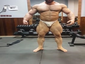 Bodybuilders Flexing  38