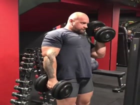 Bodybuilders Flexing 45