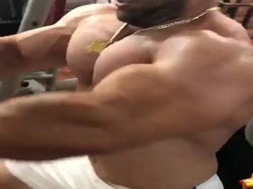 Bodybuilders Flexing 51