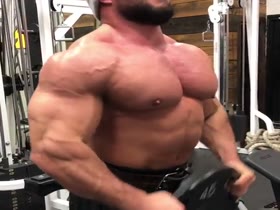 Bodybuilders Flexing 68