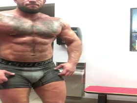 Bodybuilders Flexing  85