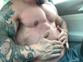 MUSCLE WORSHIP !