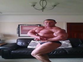 BIG MAN, TINY POSERS !