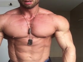 Bodybuilders Flexing 125