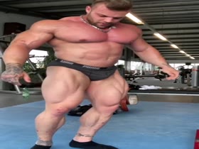 Thumb 11