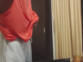Muscle live cam