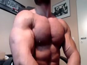 huge muscle flexing