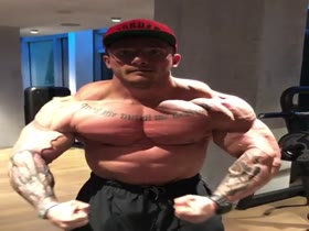 Thumb 11