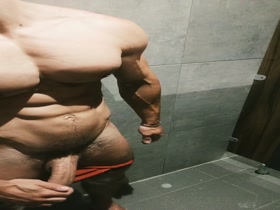 Thumb 11