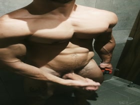 Thumb 16