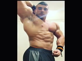 Johnny's Webcam Pec Flex