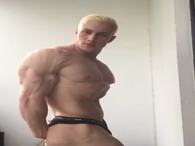 Blonde Hunk is a Huge 'WOW'