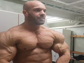Thick and Flexed Pecs