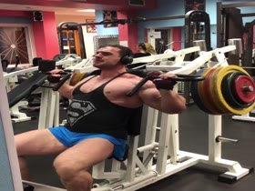 Vorotyncev the moans in gym