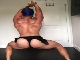 THAT BUBBLE BUTT !