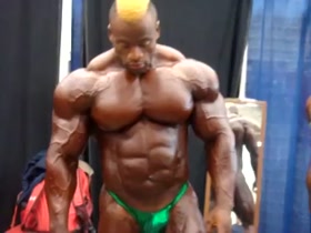Pumping up his Pecs