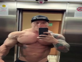 Fabio Giga - broad and buff