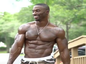 Shredded Muscles on the Bridge