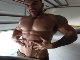 Very Hot, Very Huge Hunk