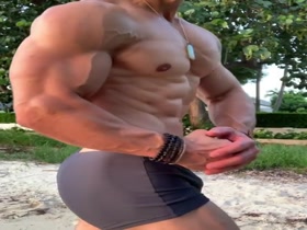 Butt, Abs, Pecs, Nips - the Big 4