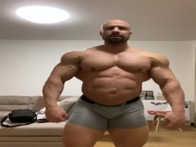 Massive BBR Posing