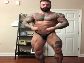 Hot hairy inked Bodybuilder