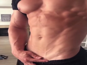 Very Sexy Pecs and Tummy