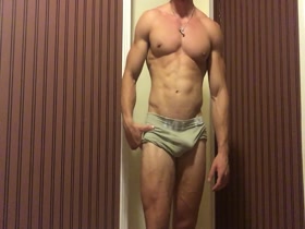 Alpha Hunk - Flexing and Popping