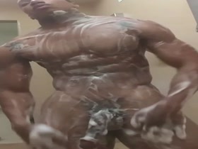 Brandon's best and hottest shower scene yet!