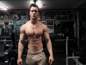 Hot young bodybuilder