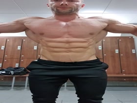 Pump it, Pose it, Pop it